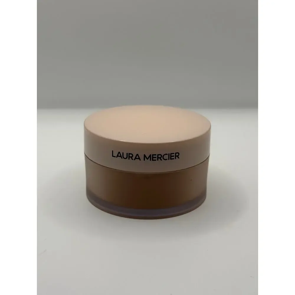 Laura Mercier Loose Powder Ultra Blur Medium Deep